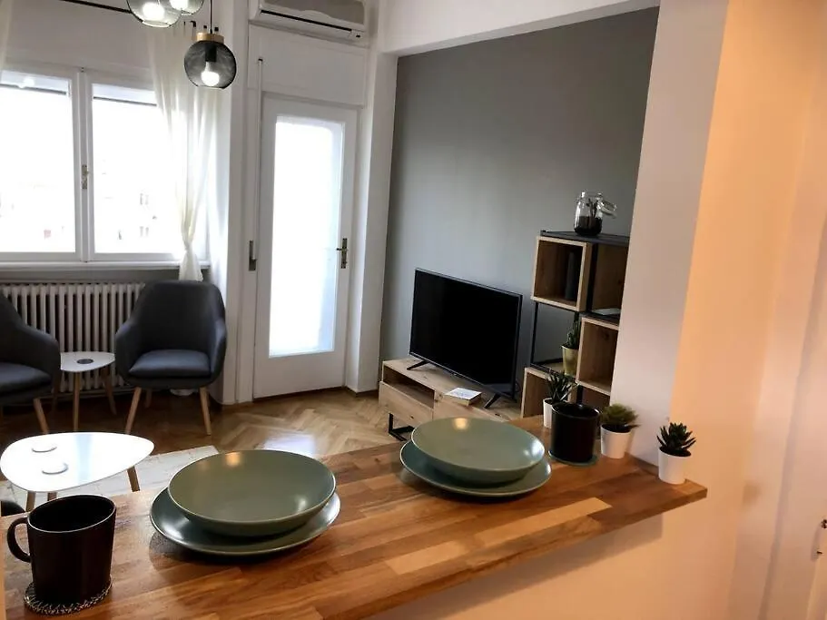 Apartament Lovely Studio Bucureşti