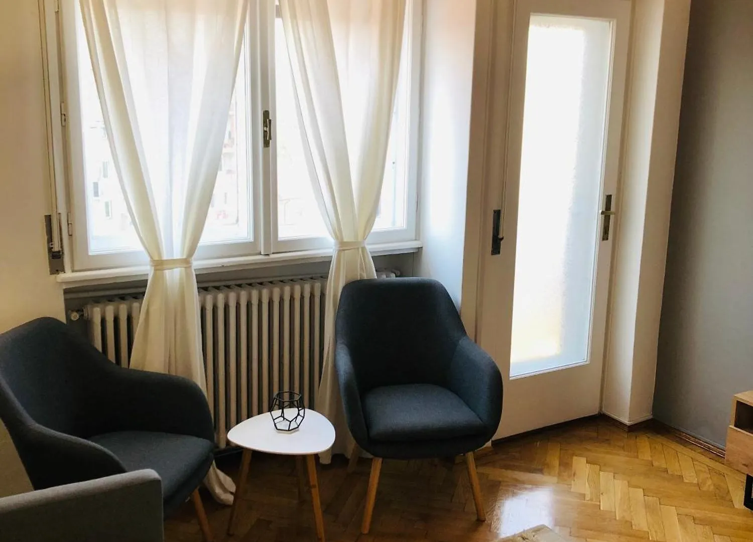 Lovely Studio Bucureşti