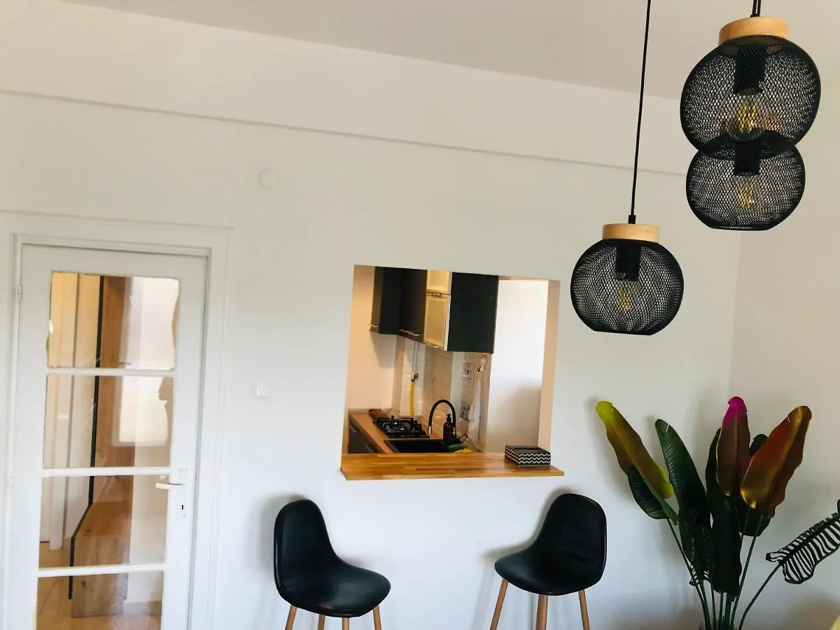 Lovely Studio Bucureşti România