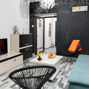 Appartamento Old Deluxe - River View !, Bucarest